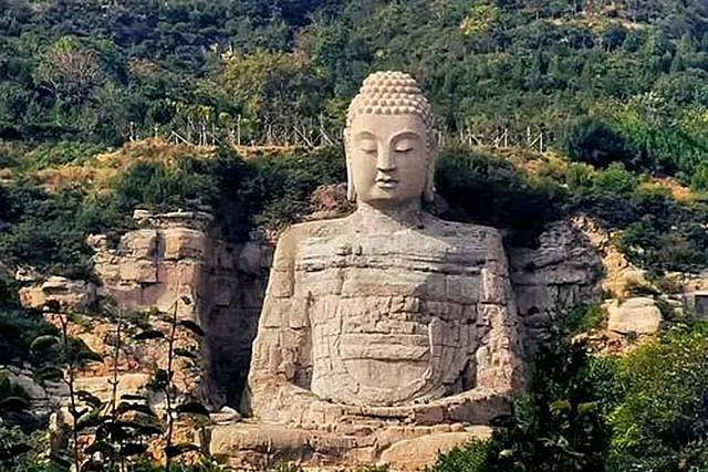历经1400多年的蒙山佛像重现姿态:曾投资百余万修复佛头_乐山大佛