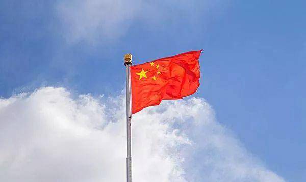 当年"五星红旗"仅得15票,而三号作品得票185张,为啥选了前者_国旗