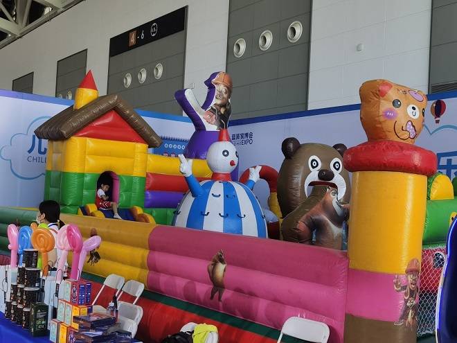 家具/卫浴/陶瓷/木门地板/橱柜/电器/家纺/灯具/综合等产业链为一体的