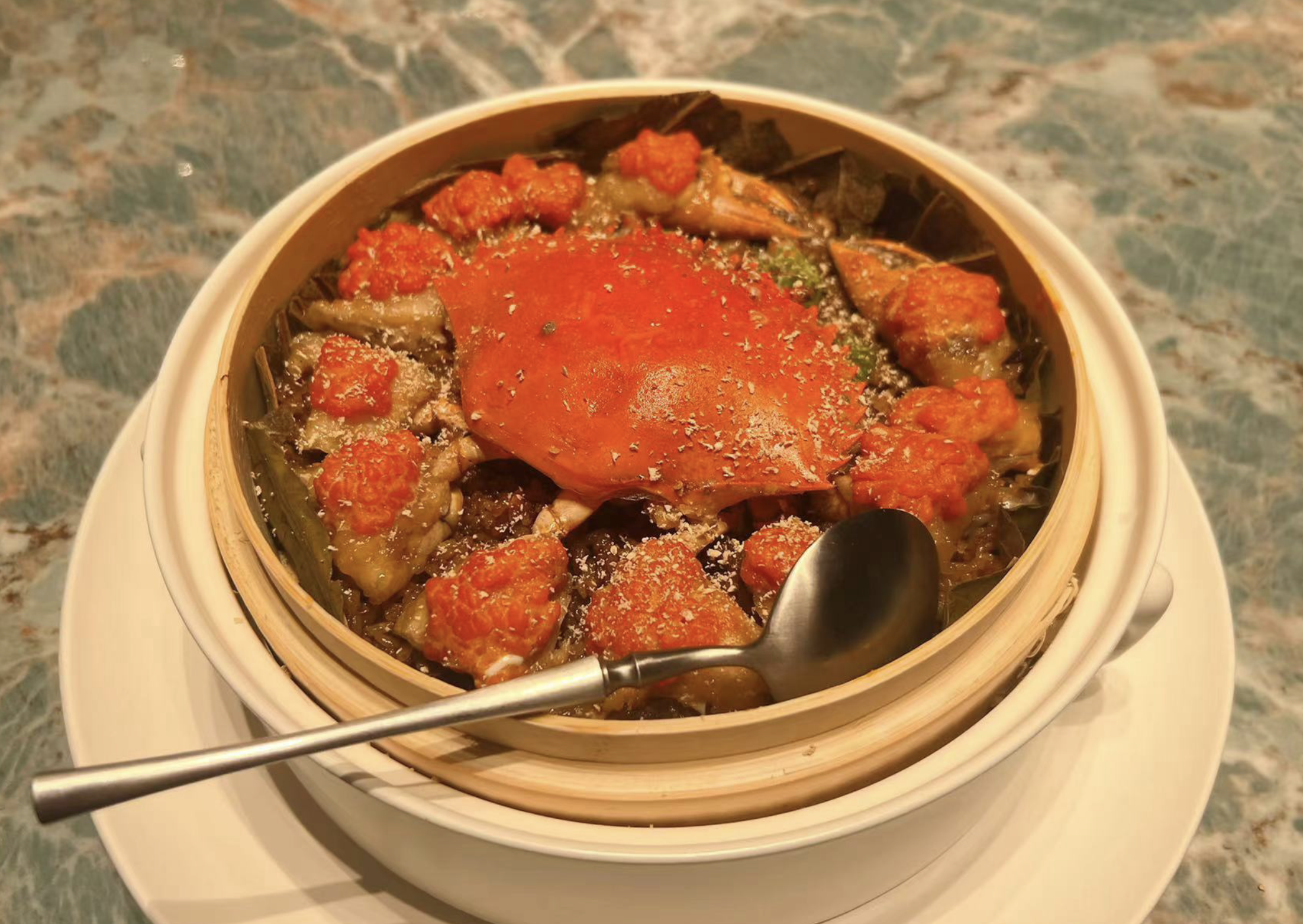 "寻根"闽菜,年轻化艺术翻新老菜多维度表达 | 访厦门宾馆陈鑫_融合