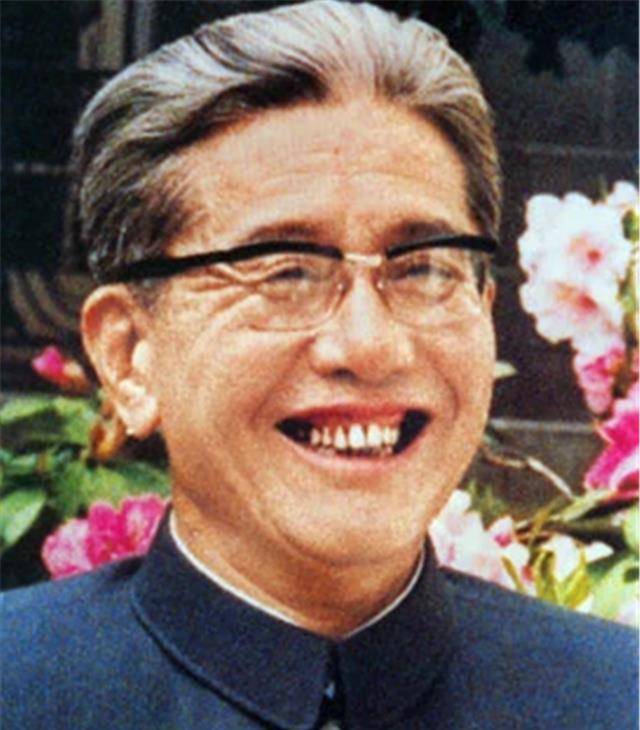 关于中东问题的讨论:1976年,乔冠华舌战马立克_中国驻联合国_苏联