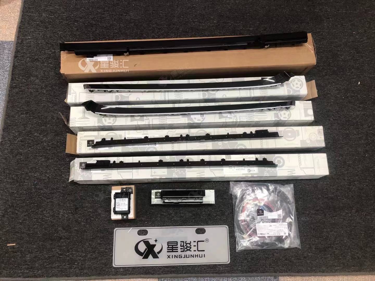 24款奔驰s400l升级主动式氛围灯 绚丽多彩的内饰_搜狐汽车_搜狐网