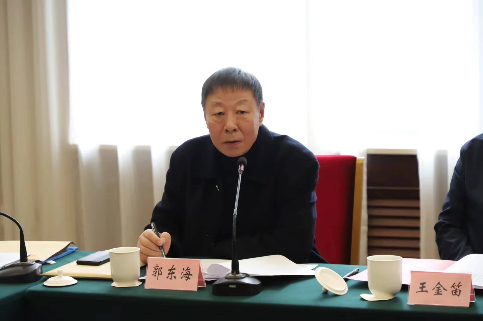 赵晓峰,李京,秘书长张军,副秘书长邸守林;热心公益慈善的辽宁省社会