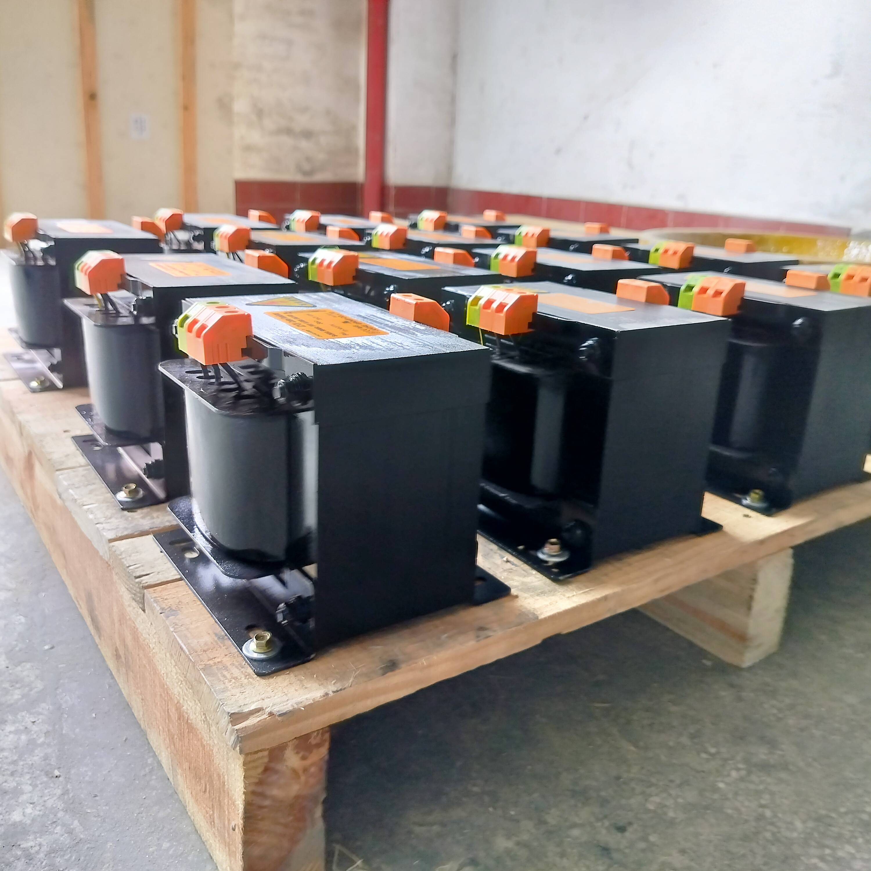 单相电压346v变220v120v出口加拿大ulcsa认证变压器