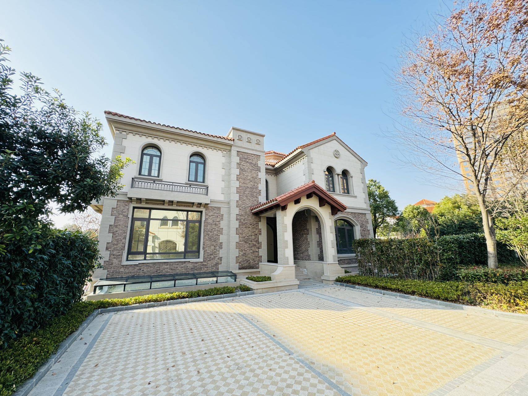 上海新虹桥别墅到底好不好看看已经买过房的准业主是如何评价