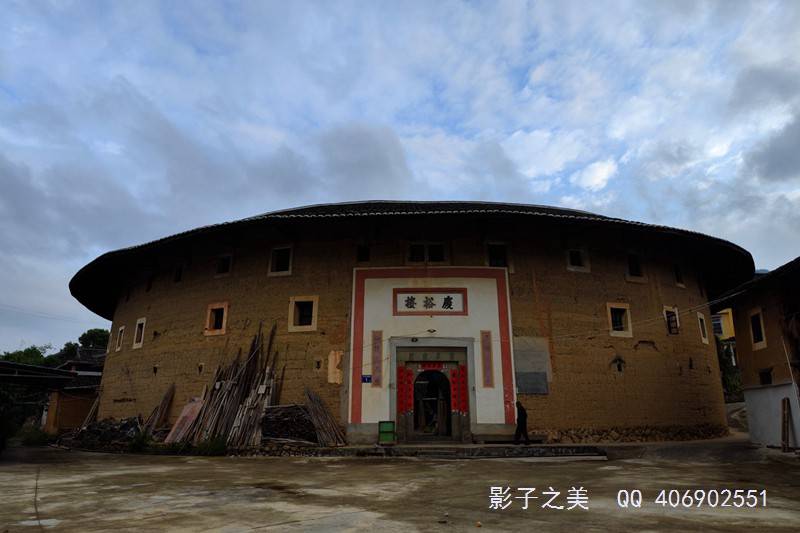 天人合一的永定"土楼王"承启楼