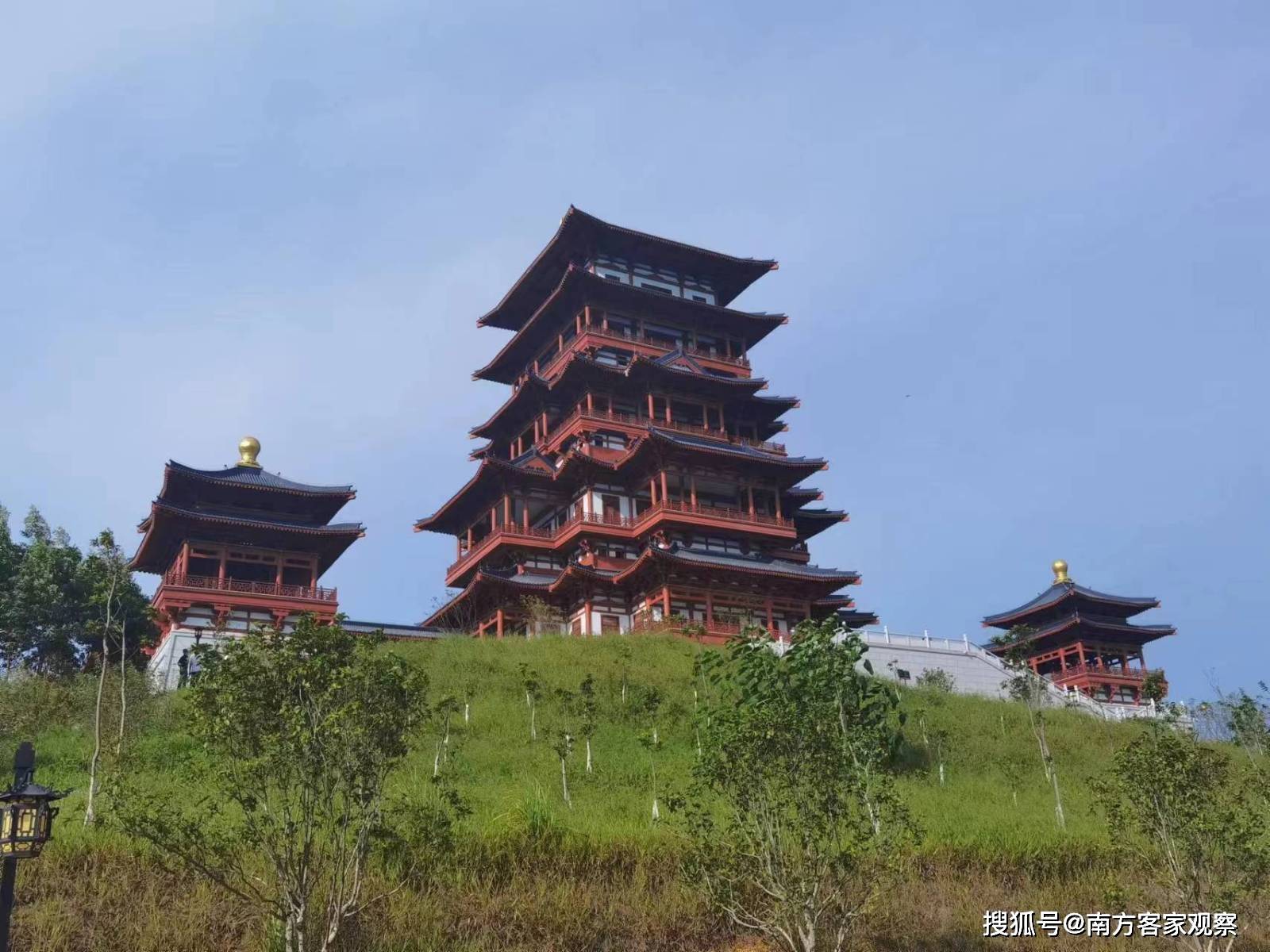 韶关市张九龄纪念公园 .