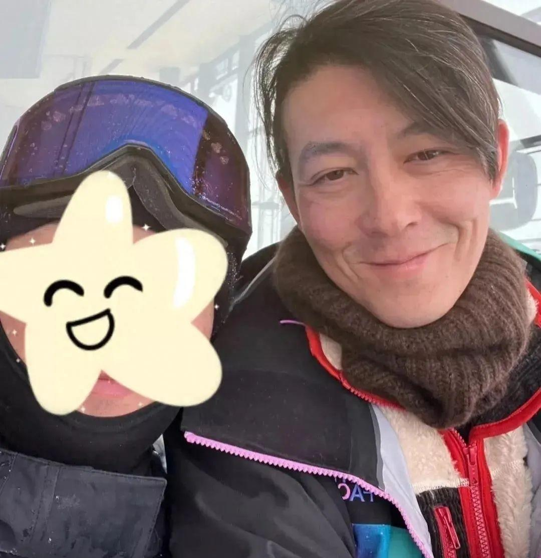 15位男星白发照,成龙一夜苍老,刘德华也逃不过_余文乐_头发_谢霆锋