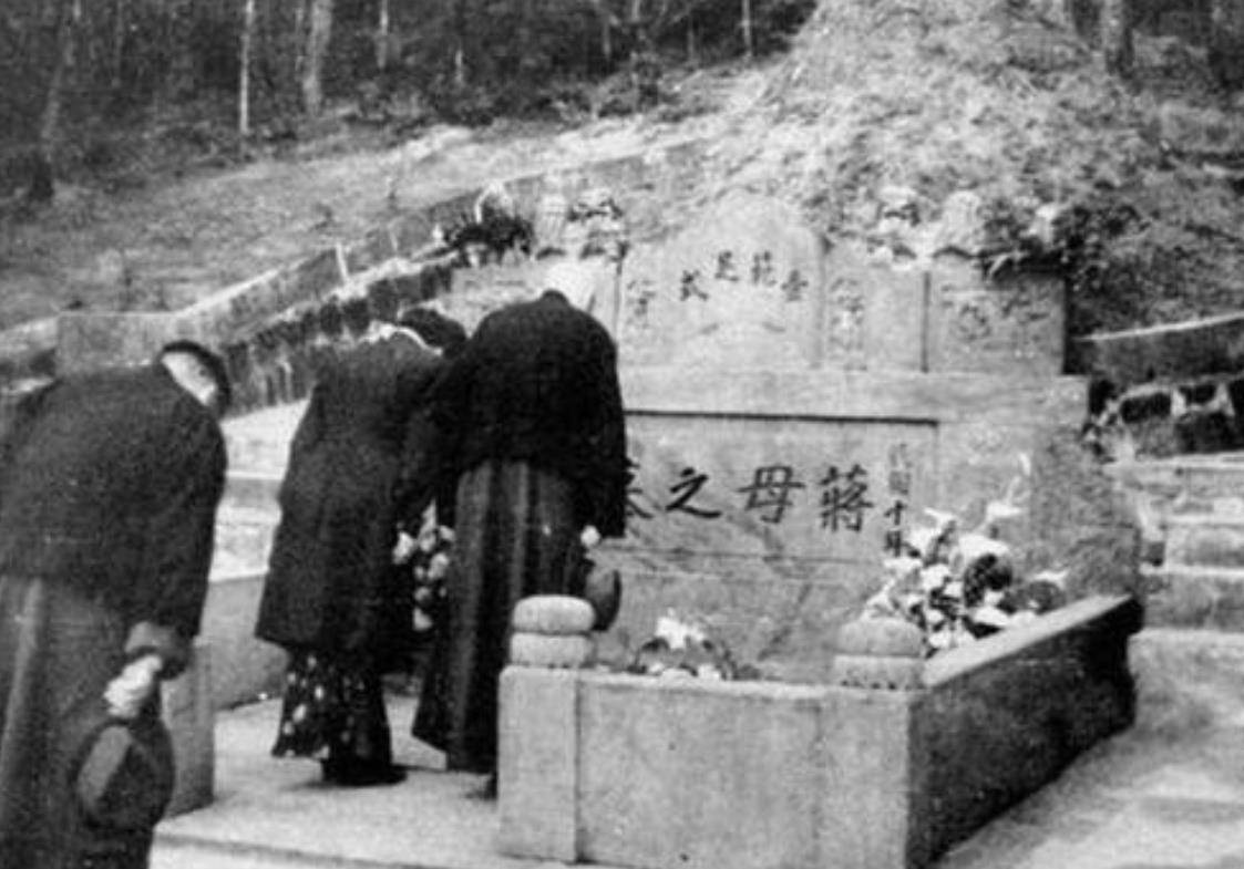 纵观王采玉的一生,虽说她的人生非常不顺利,但是她凭借着自己坚韧的