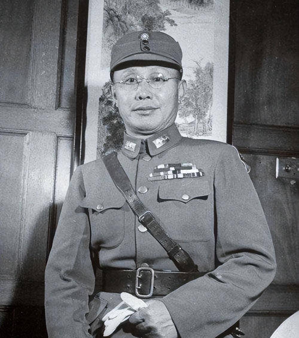 原创1927年南昌起义叶挺好友突然率部逃跑后因为一个贡献被夸爱国