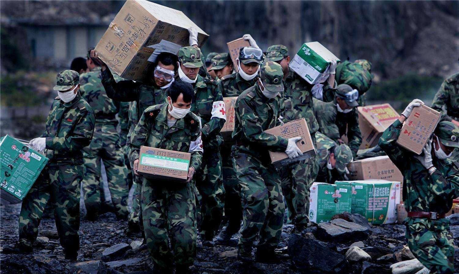 12年前汶川地震全国救援直升机缺乏现在数量大增是血的教训