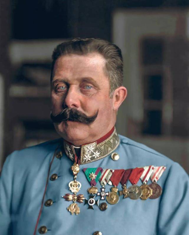 原创儿子殉情自杀皇后和王储遇刺这个奥匈帝国皇帝有多难