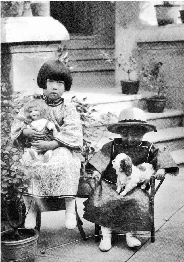 孙用蕃:给张爱玲当后妈太难,一生被误解,一辈子没人喊她一声妈_张廷重