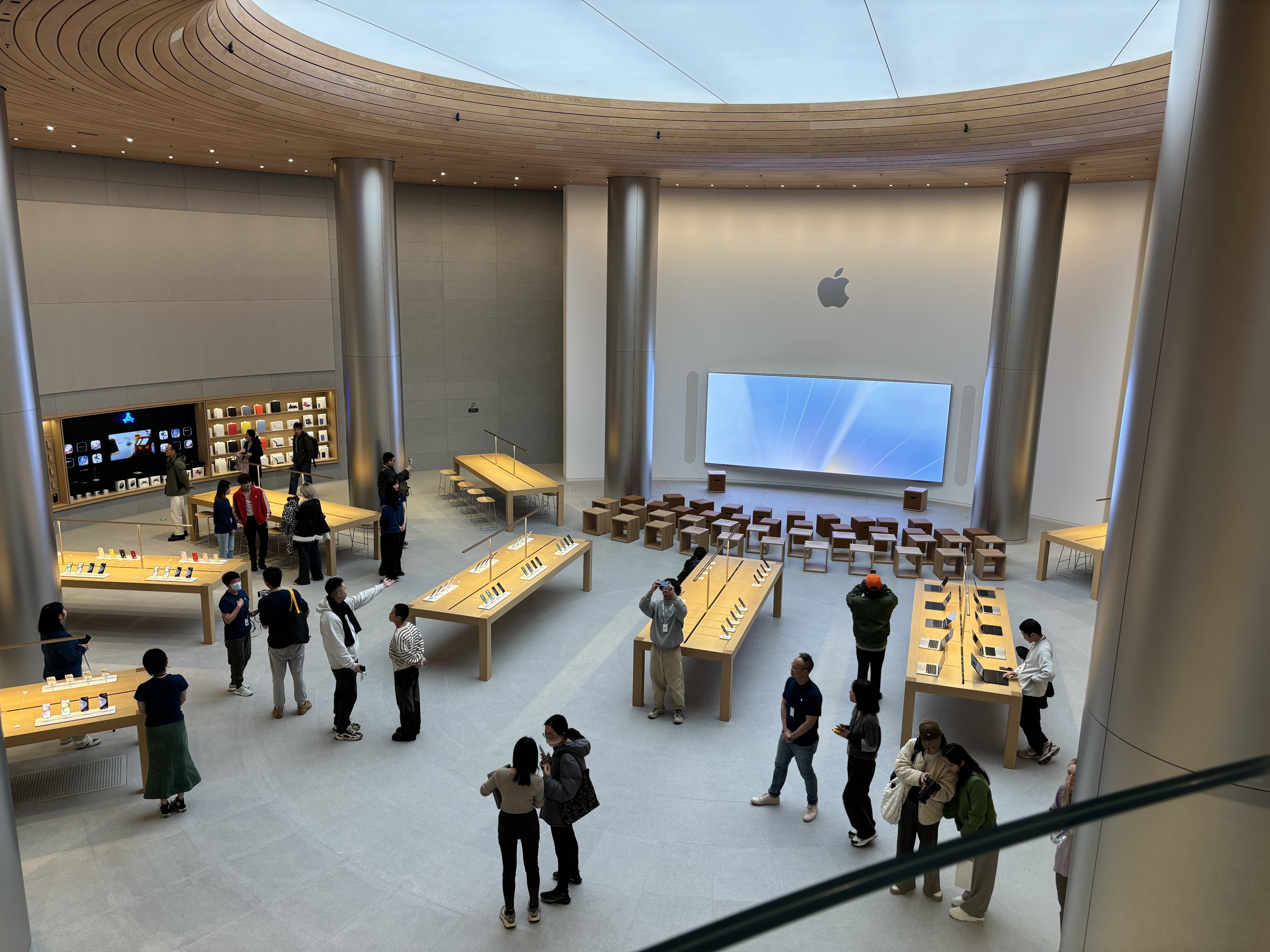 《上海第八家Apple Store零售店本周开幕，新店有什么不一样？》