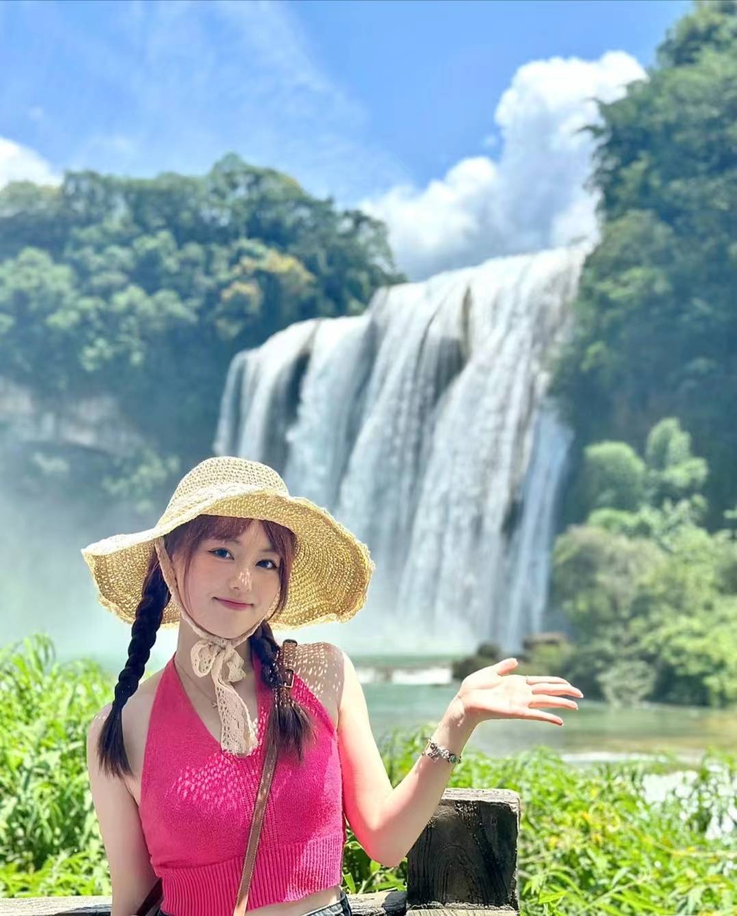 云门囤景区,位于遵义市三渡镇,地处乐安江,湄江,湘江三江汇流处,山环