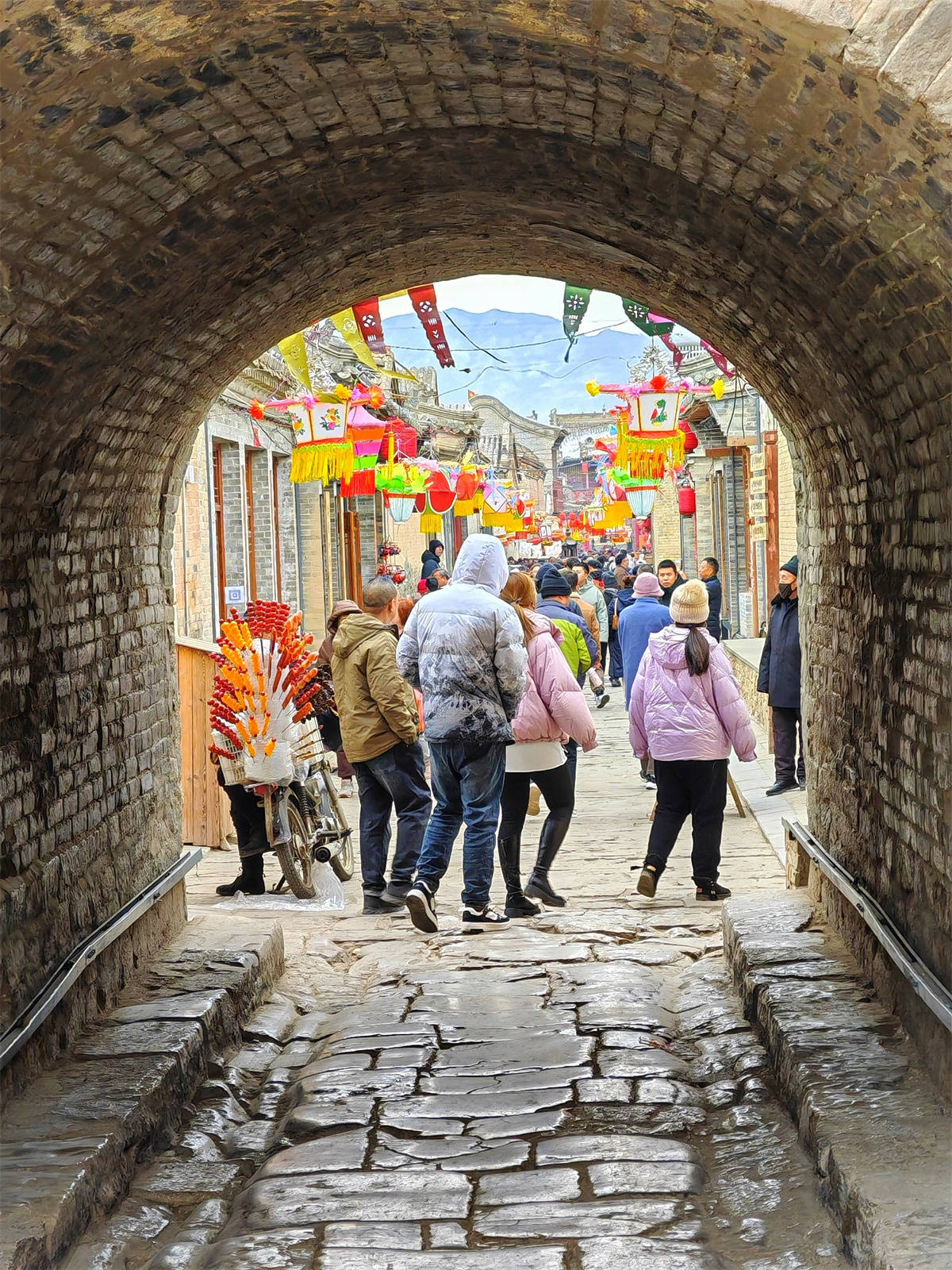 原创集四大文化奇观于一体的暖泉古镇之西古堡