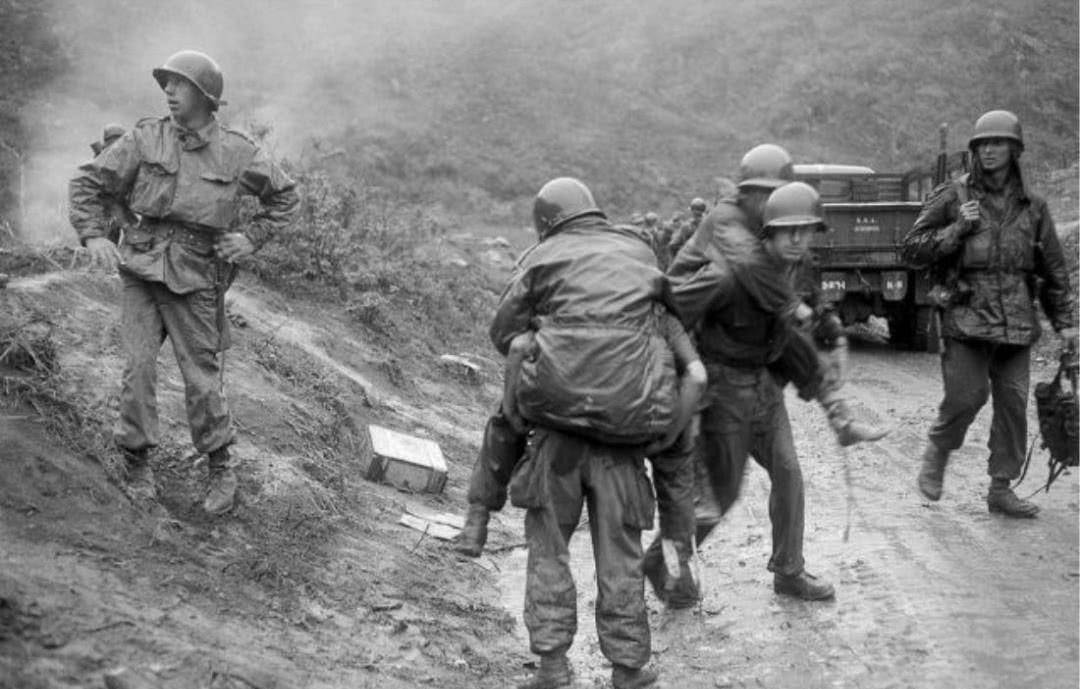 原创常胜军遭遇滑铁卢老军长万里入朝担重任大潜伏一战雪前耻