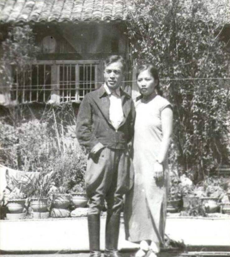 王曼霞牺牲后,其子被嘲笑"野孩子",奶奶:他们给你