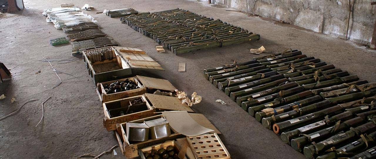 原创1992年平远缉毒有多震撼3000多名武警荷枪实弹毒村被连窝端