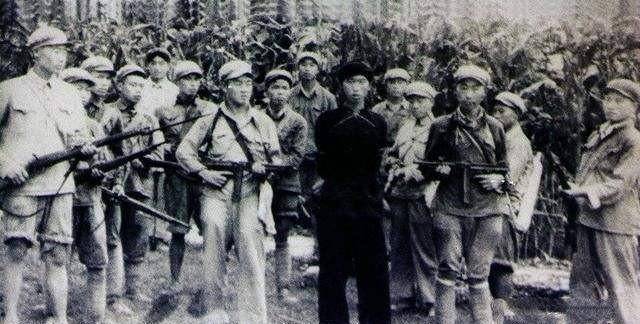 中国最后的恶匪夫妻:1965年动用7000人才被擒获,各自结局如何_覃国卿