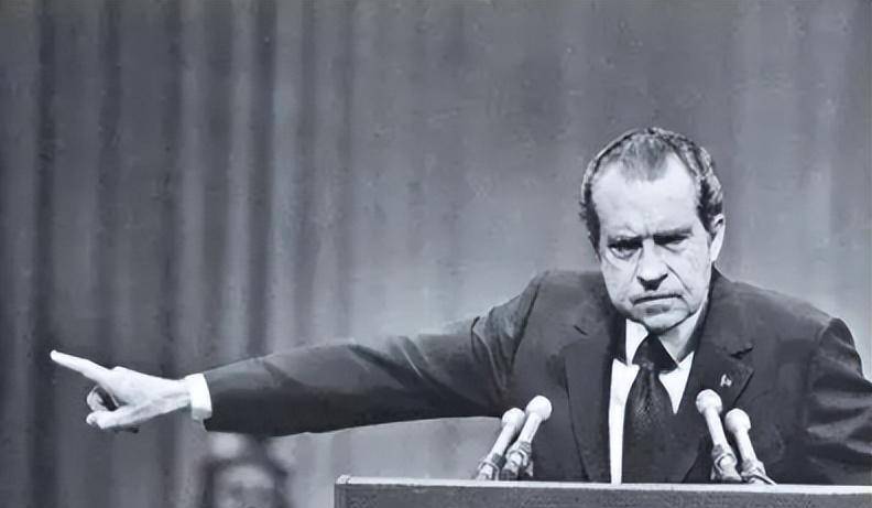 原创平民总统尼克松为什么会被赶下台背后不只是水门事件这么简单