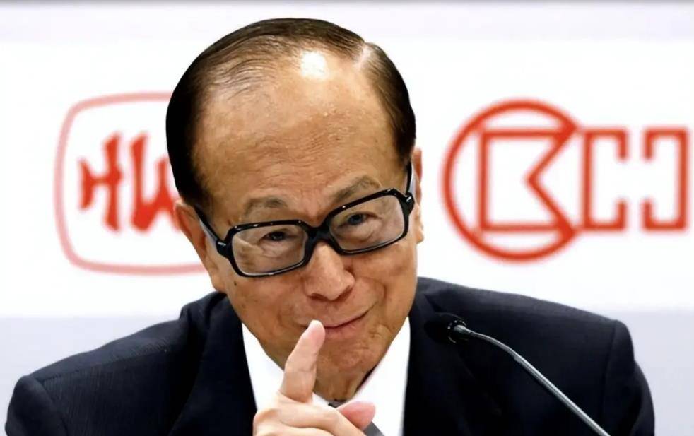 据知情人士透露,该计划失败的主要原因是,由于通货膨胀,李嘉诚新的