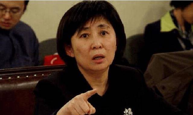 董明珠的四大闺蜜:一个比一个厉害,还有一位是首富发妻_杜鹃_刘姝威