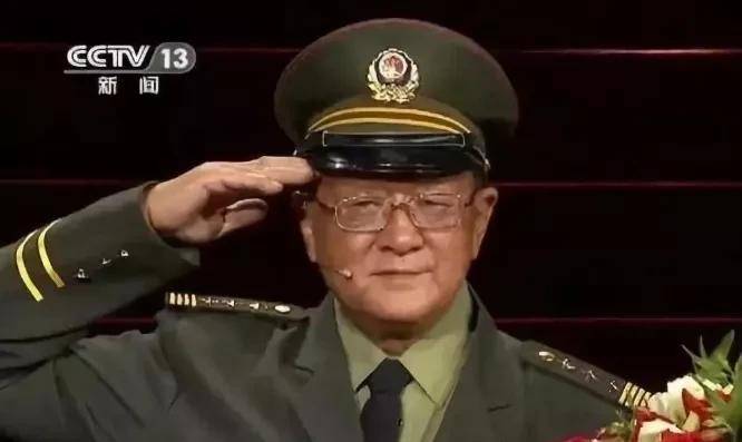 原创老哈河沿岸风情人物乌国庆出生赤峰汐子镇的国家顶级刑侦专家