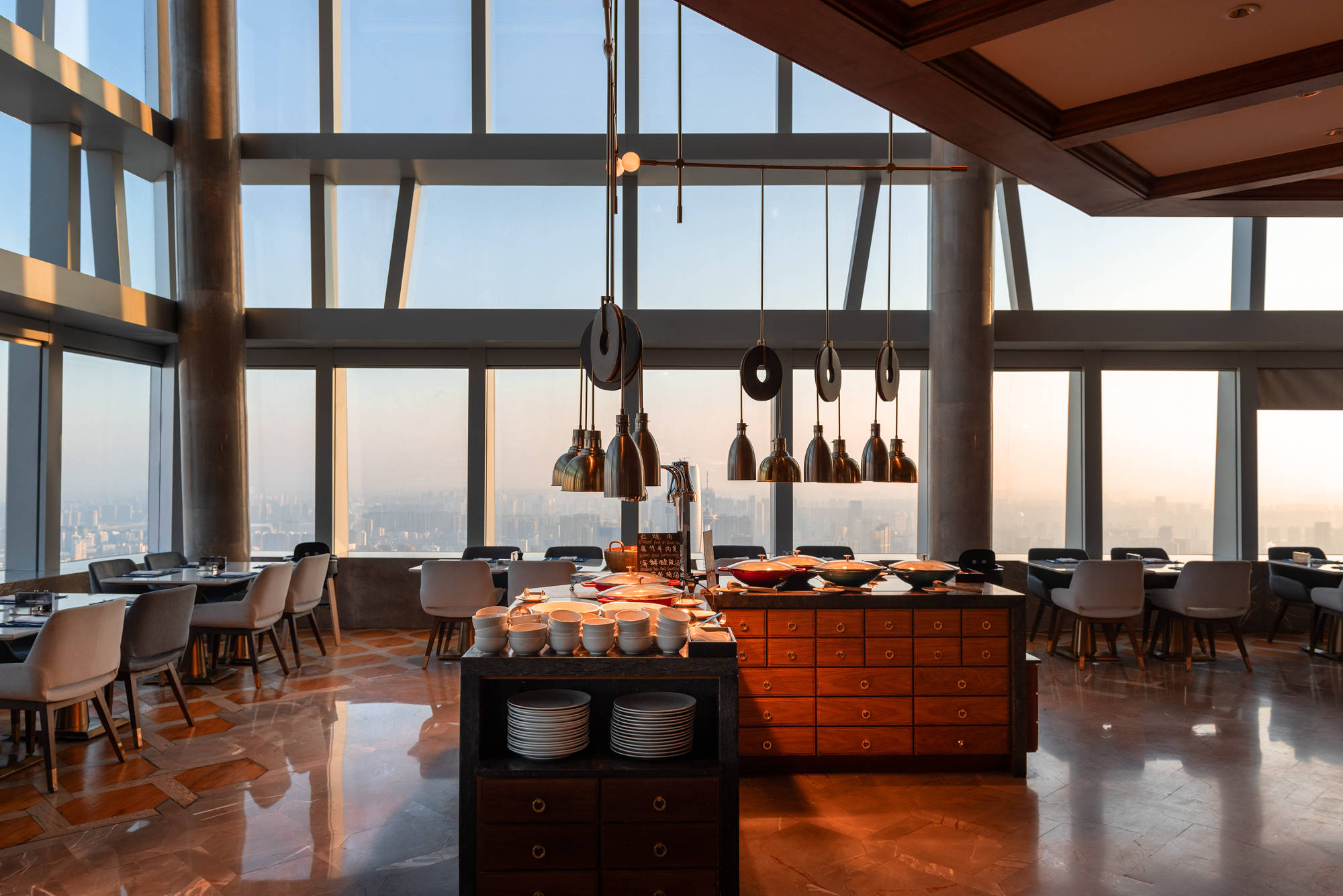 探索沈阳云端康莱德,览尽盛京繁华与优雅!_餐厅_东北_酒店设计