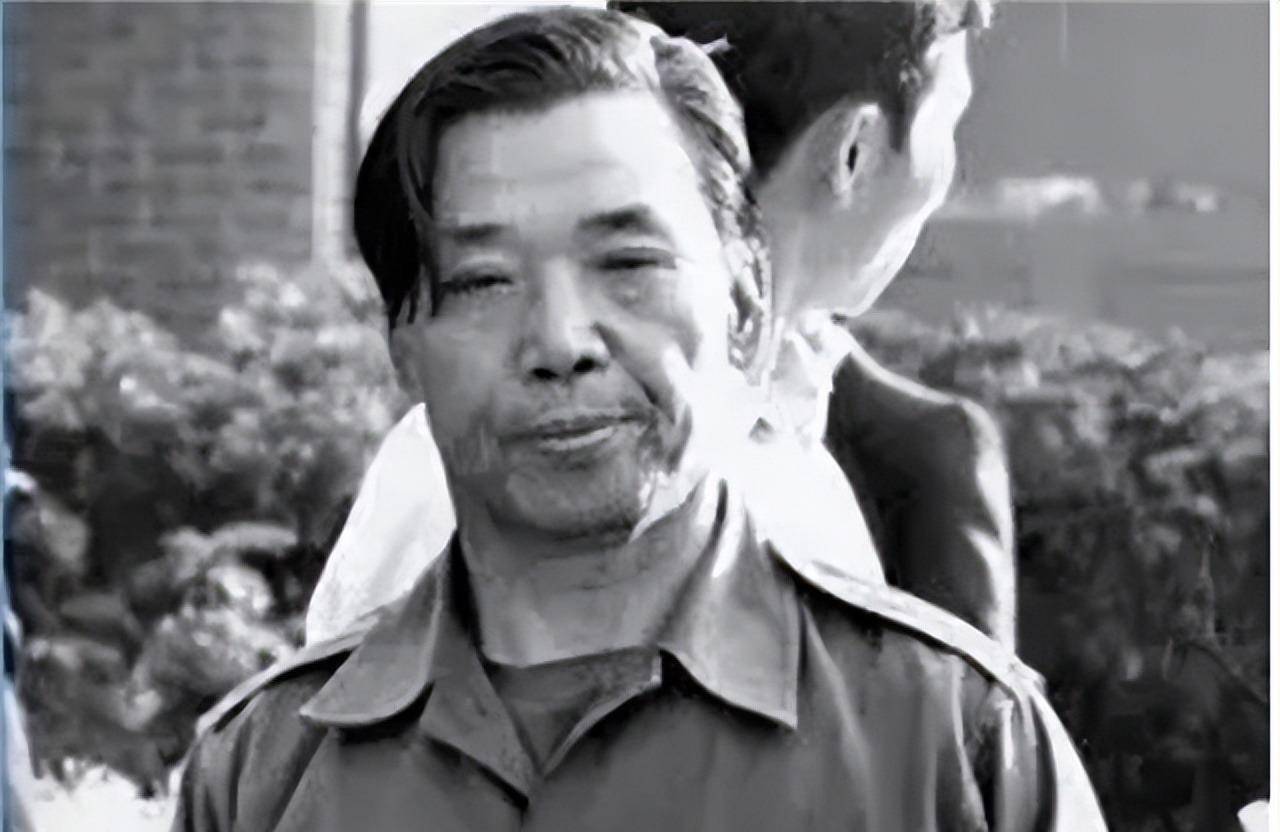 金载圭但这种硬是创造了一种开国文字,拒绝接受历史,盲目树立民族自