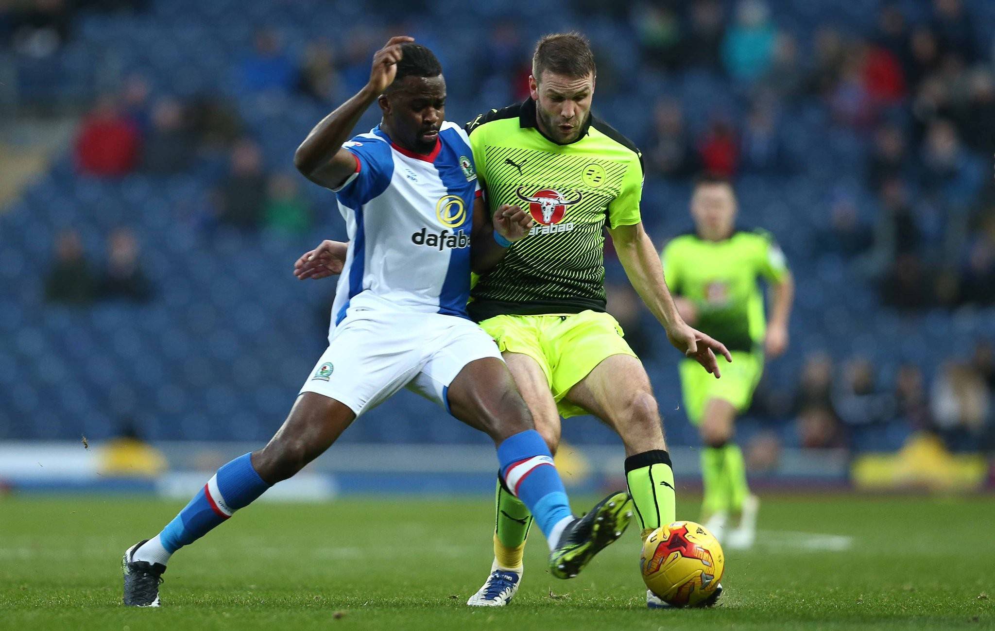 大顶级英超联队哈德斯和考文垂开启新赛季挑战_联赛_英国_足球俱乐部