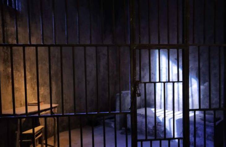 原创范纪曼潜伏敌营19年做过毛人凤上司临刑前用一木板逃出生天