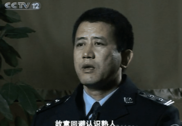 并且张通慧的行为似乎也是因为董国祥的失踪而变得有点可疑.