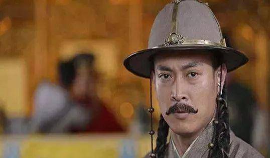 比如,建议改元"至元",希望能重现元世祖忽必烈的盛世;再比如,伯颜减少