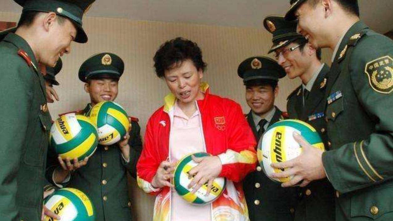 原创郎平前队友陈招娣中国女排五连冠功臣骨灰中夹杂着多枚钢钉