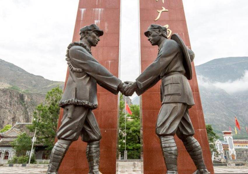 原创1931年我党军委书记被捕写信告诉狱长不想出狱狱长快撵走