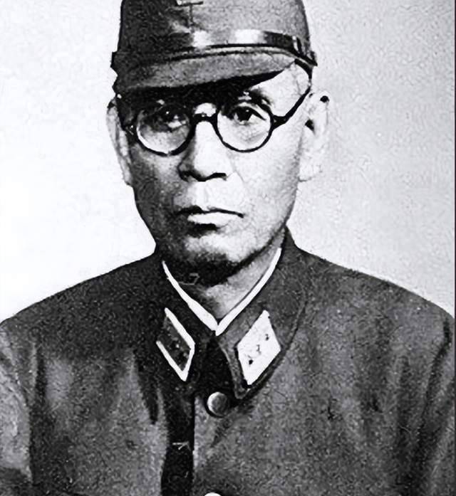 抗战胜利后,担任国民党国防部军事法庭上校法官.