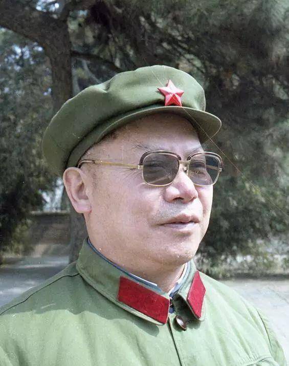 原创让京九铁路在信阳拐个弯8位老将军联名上书中央他们都是谁