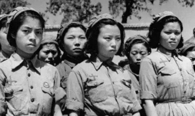 原创别夫打胎扮兄妹打入军统的女特工24岁牺牲疯老头证其清白