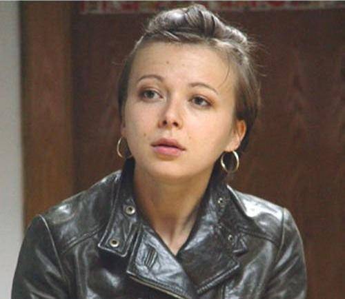 原创飞虎队后人移居中国1995年登央视春晚爆红后来生活如何