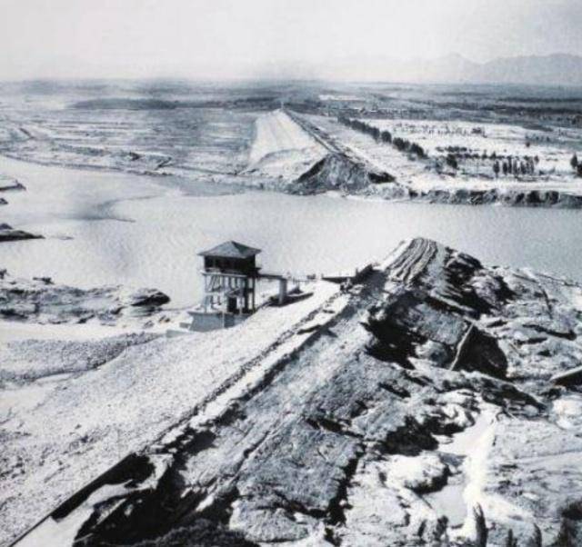 明嘉靖三十四年午夜时分,一场至少8级的大地震突然袭击秦岭以北的渭河