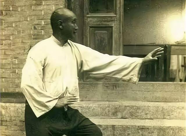 原创民国武术大师一手形意拳无人能敌为何在解放后被枪毙