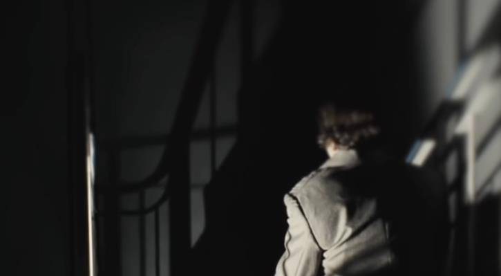 原创2005年高雄一家6口集体中邪猛吃人中黄之后女儿离奇身亡