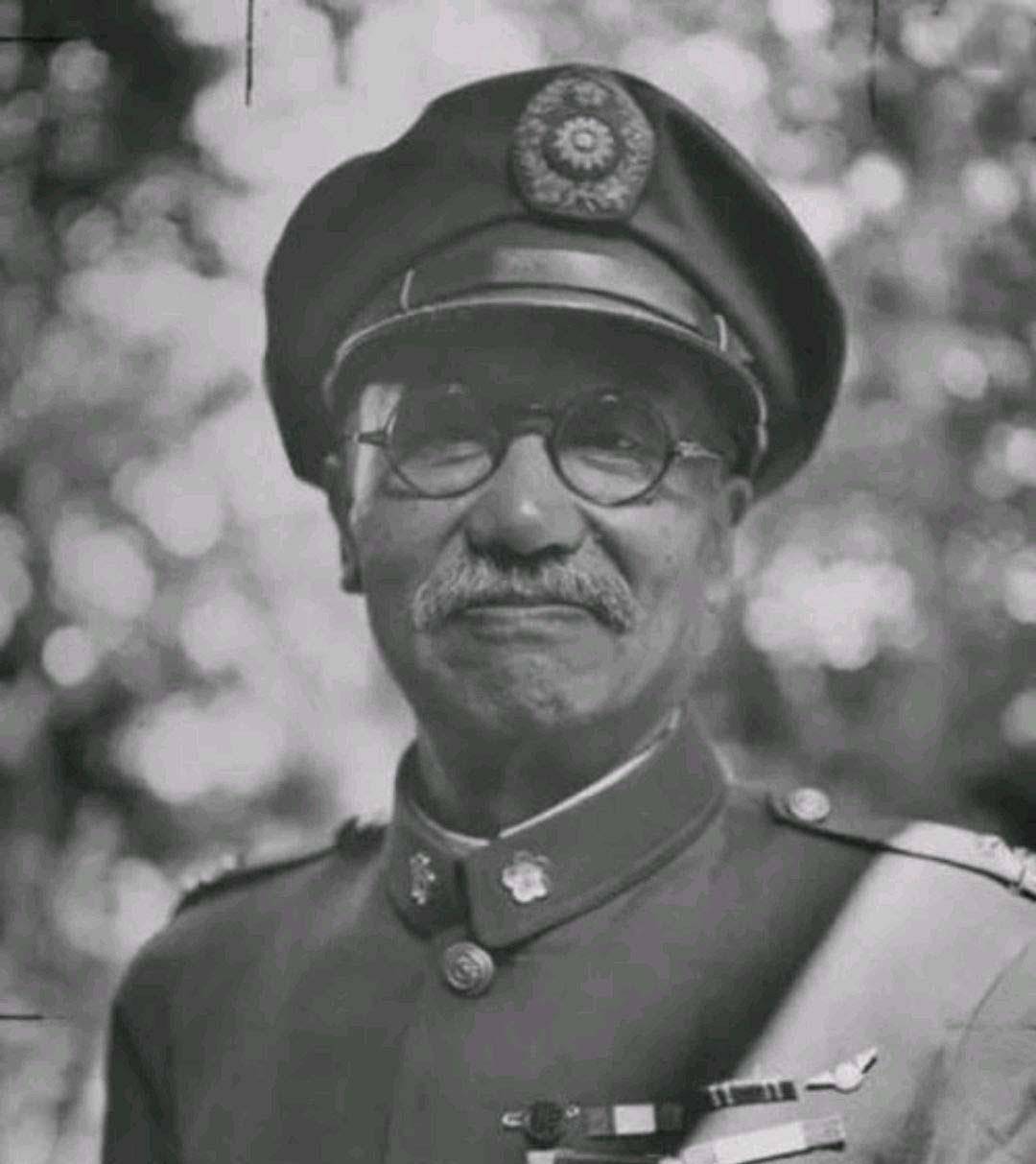 长官阎锡山周密研究,决定以国民革命军第15军军长刘茂恩为右翼兵团