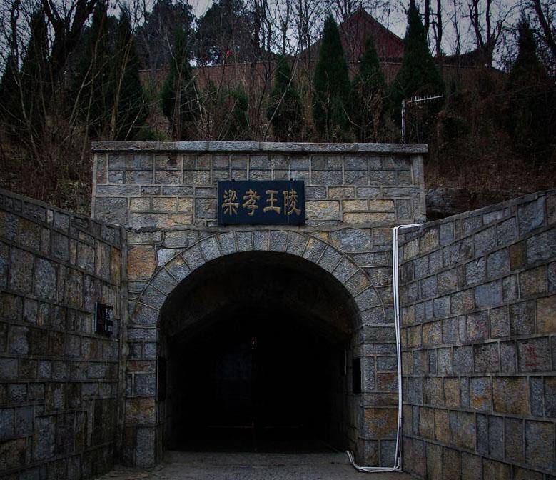 原创曹操挖了谁的墓竟养活军队三年