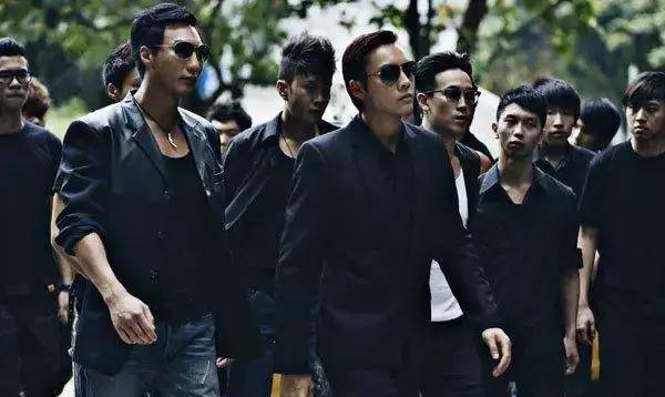 却成了黑帮老大的骨干分子_孟繁胜_梁旭东_妈妈