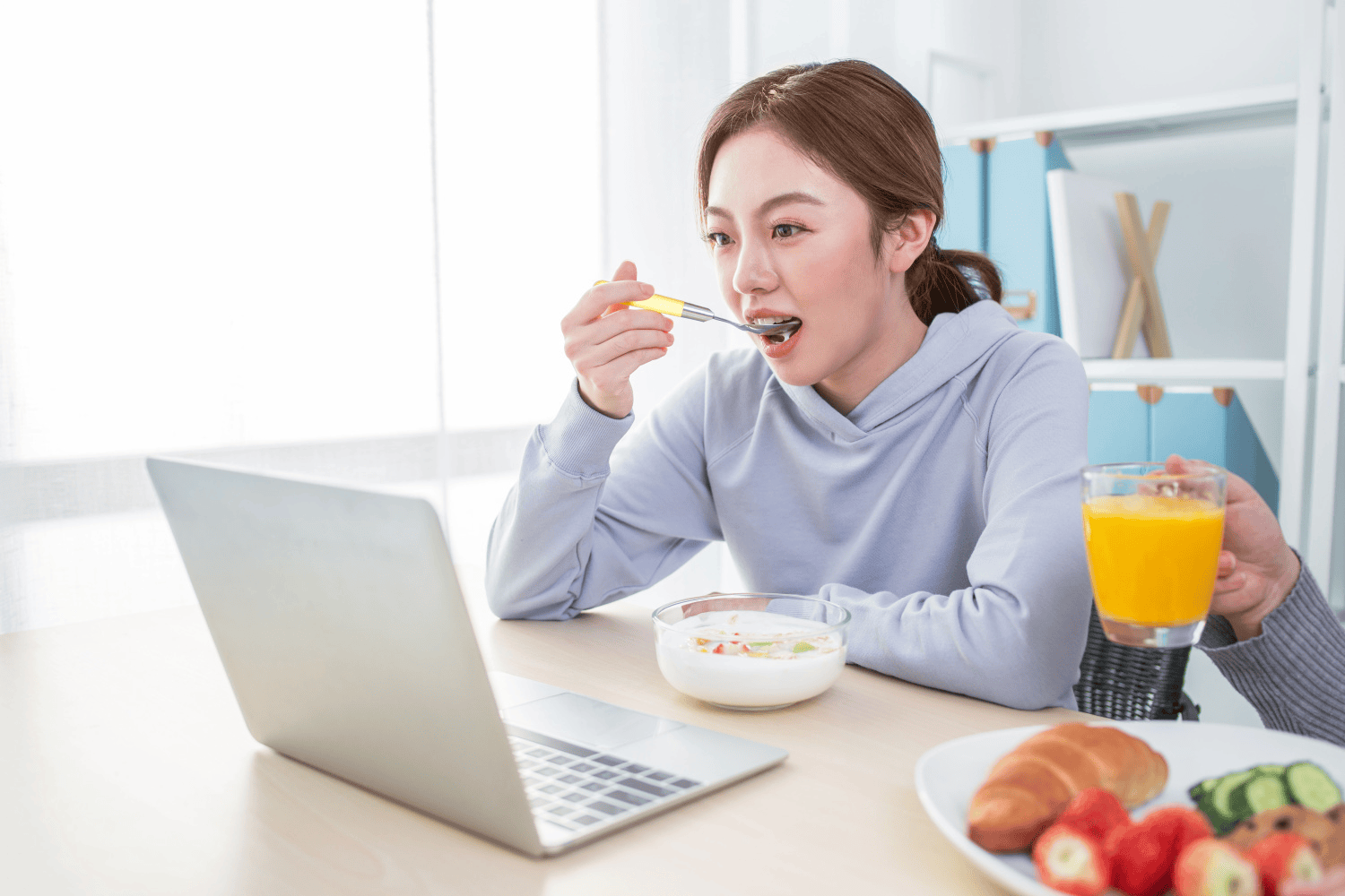 吃饭慢原来是一个优势