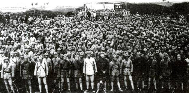 原创红24军军长因敌人诈降牺牲改名换姓儿子五十三年后才知是烈属