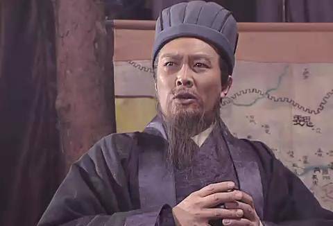 原创黄承彦一再阻挠女婿诸葛亮早在女儿下嫁于他时就已经很明显了