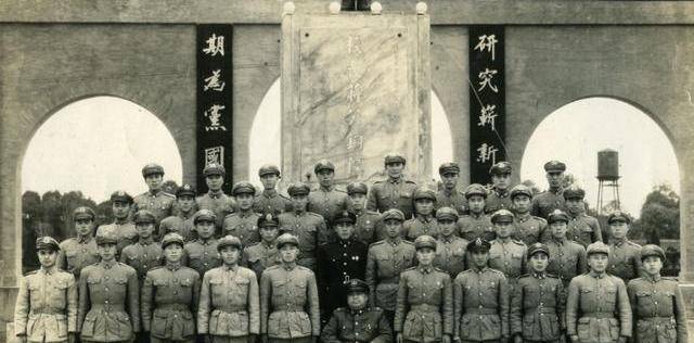 原创黄埔军校培养了这么多人才当时报考条件是什么招不招收女兵